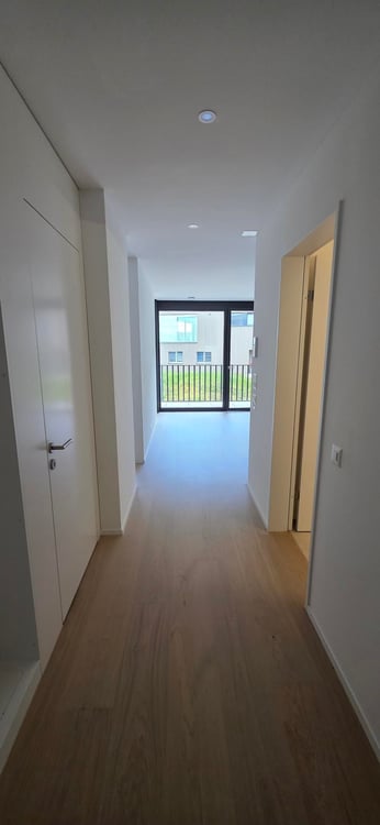 2.5 Zimmer Neubauwohnung nähe Bahnhof 5