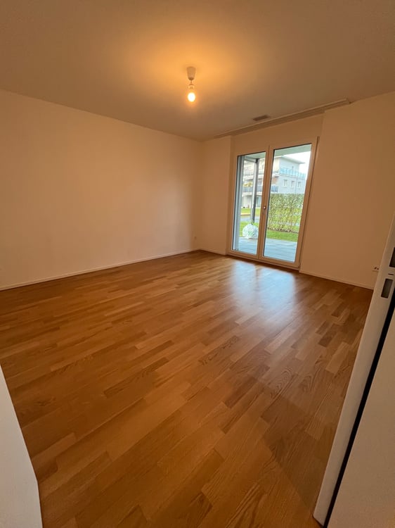 moderne 3.5 Zimmer-Wohnung mit grossem Garten 5