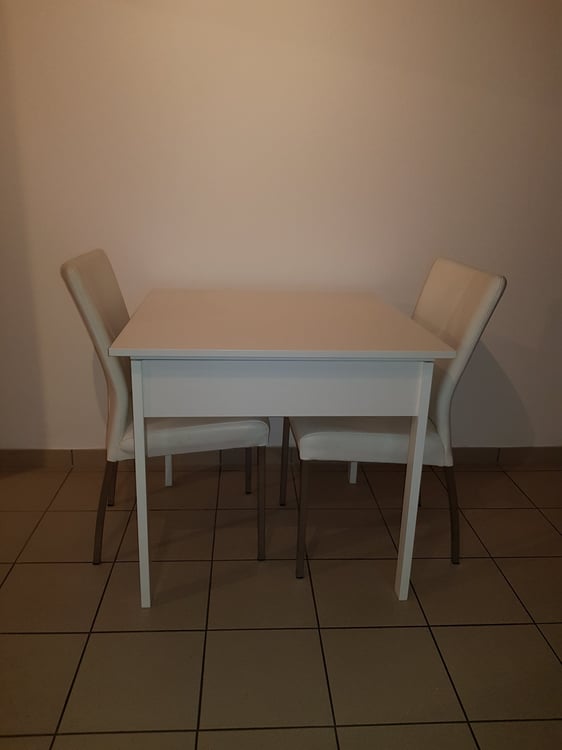 Teilmöblierte 2 Zimmerwohnung 3