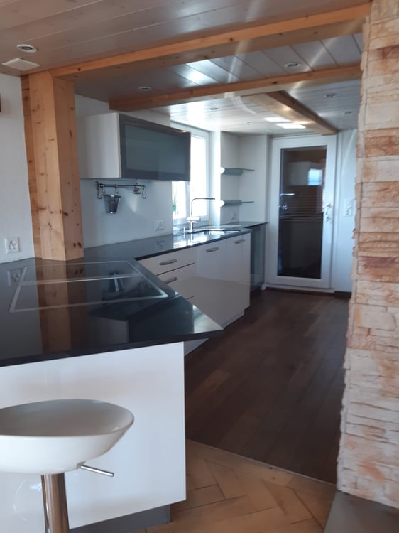 Haus mit Seesicht viele Parkplätze und Garage 3