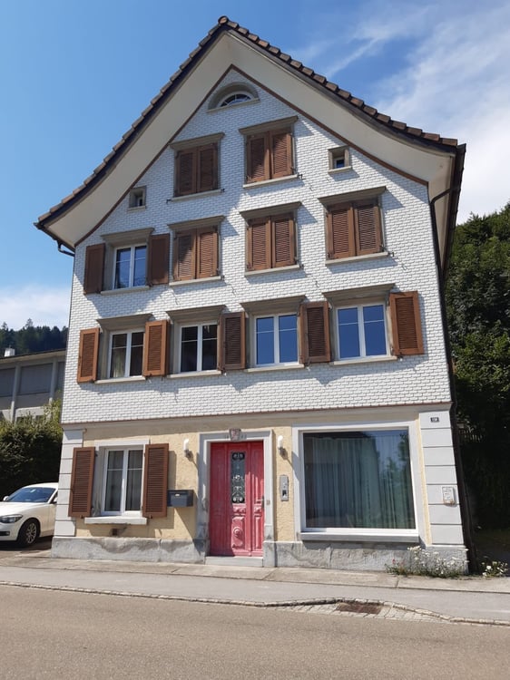 Haus mit Seesicht viele Parkplätze und Garage 1