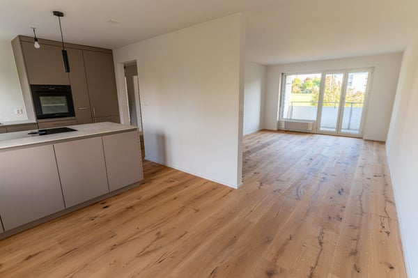 neu renovierte 3.5 Zimmer Eigentumswohnung 1