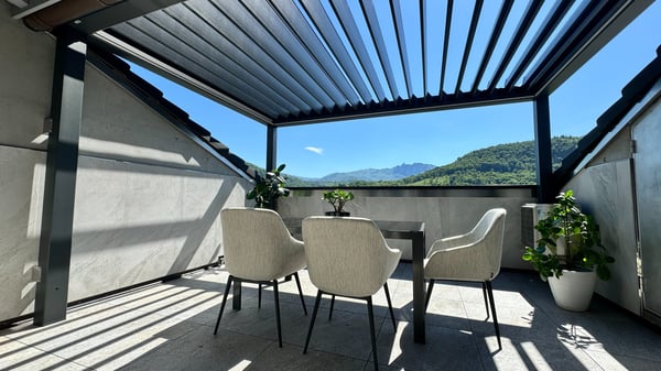 Attico con terrazza e vista panoramica nuovo! 3
