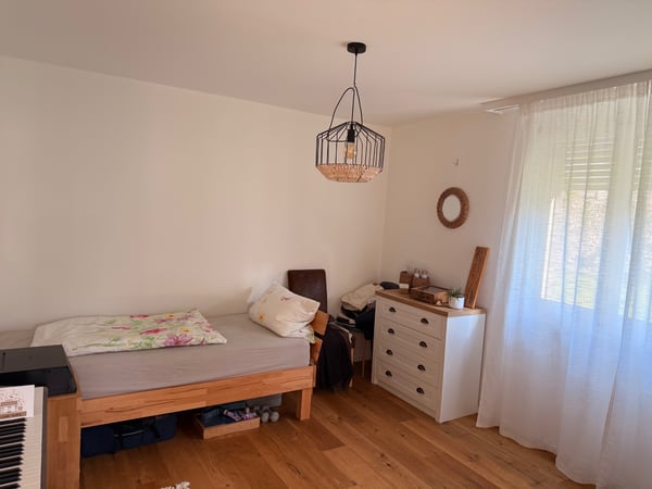 Schöne 2,5 Zimmer Wohnung (gerne auch möbliert) 3