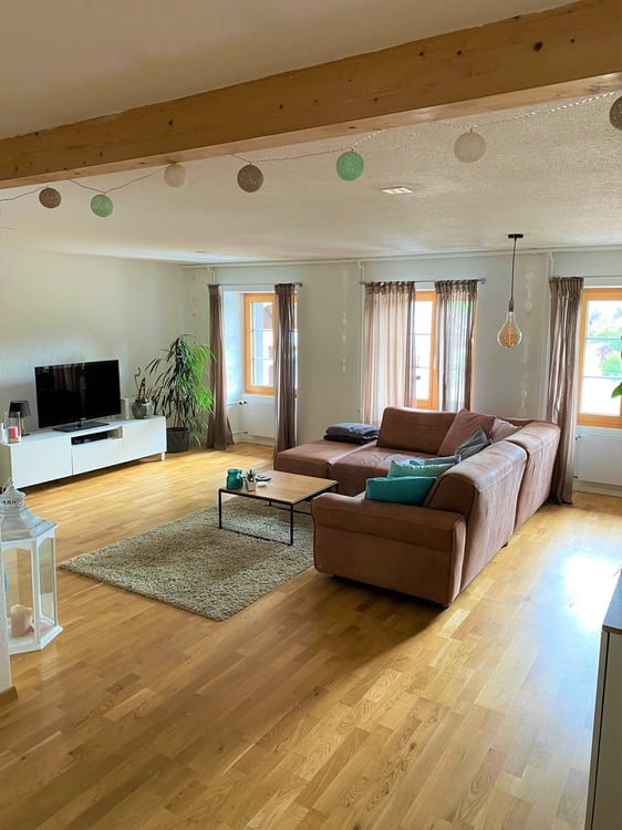 Heimelige Wohnung in Bauernhaus mit Bruchsteinmauer 2