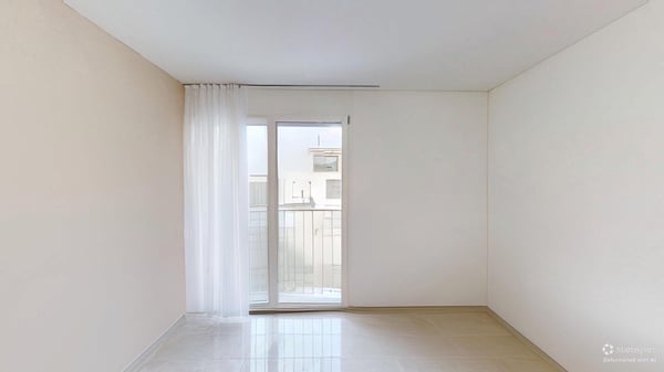 Neue moderne 3.5-Zimmerwohnung mit Balkon 2