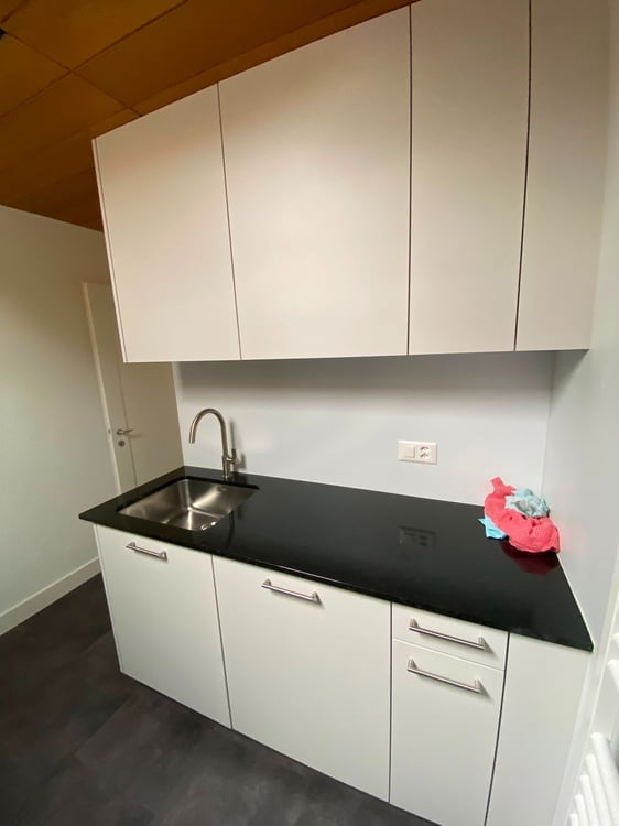 Helle 3-Zimmer-Wohnung mit Balkon und Bergblick in Günsberg 3