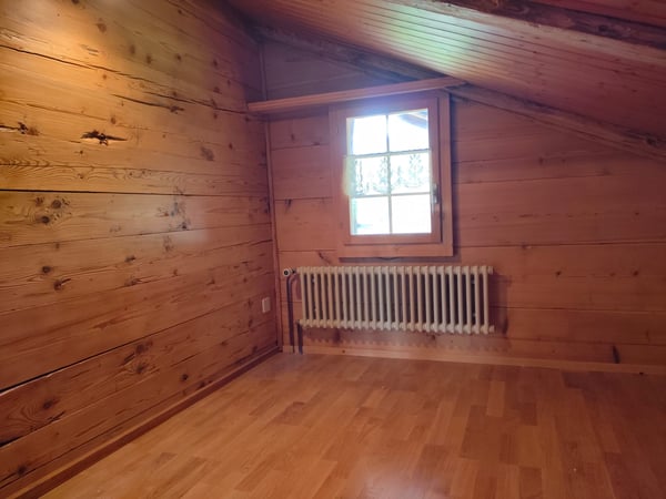 2.5-Zimmer-Chaletwohnung mit Bergblick 3
