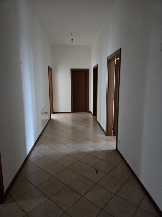 Ampio 4.5 locali in centro, Chiasso 4