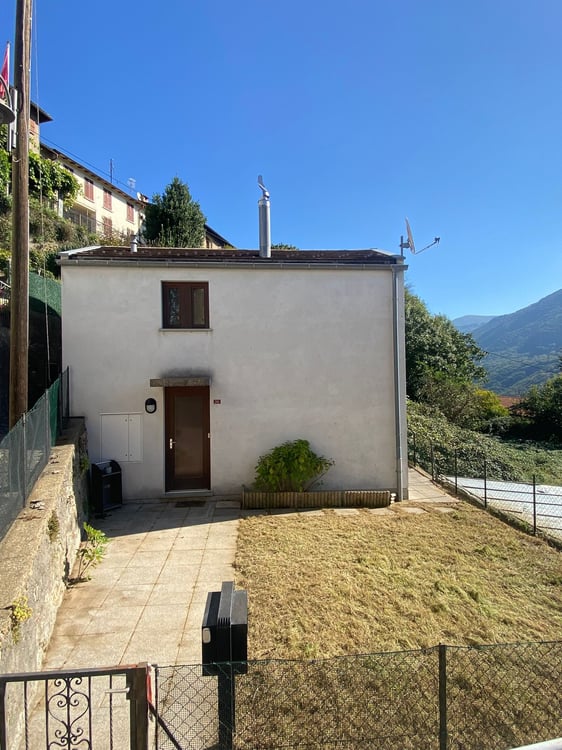 Casetta indipendente con vista sui Denti della Vecchia 2