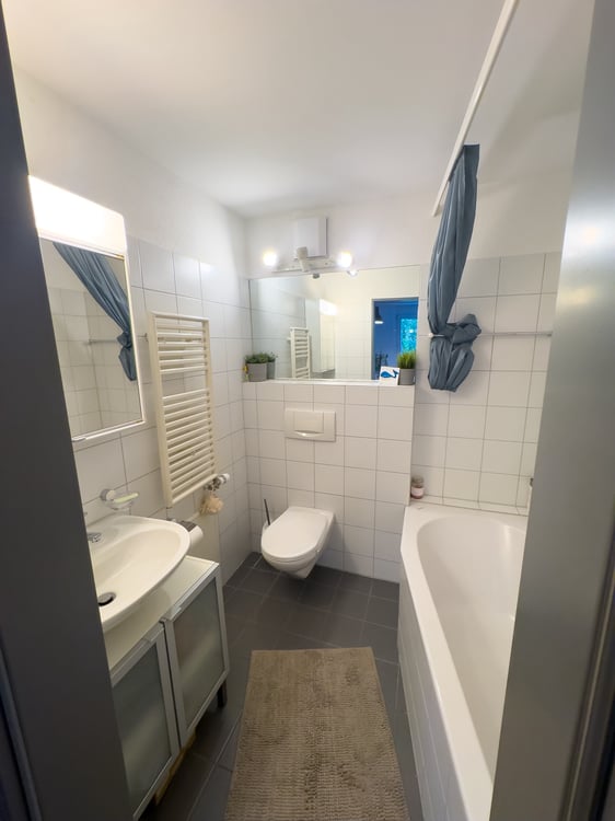 Helle 2-Zimmer-Wohnung mit offenem Grundriss & Sitzplatz 4