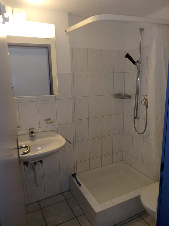 1 Zimmer Studio mit Kochnische/Bad/Keller 4