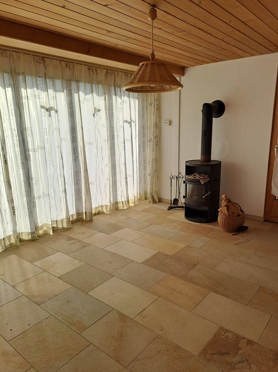 Tolle 4-Zimmerwohnung mit Wintergarten, Garten und Garage 4