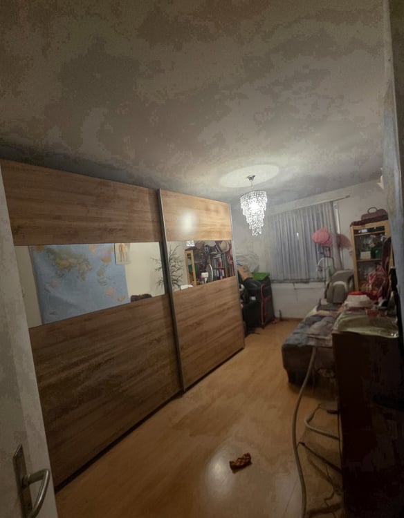 3 1/2 Zimmerwohnung Balkon Nähe Gütsch 4