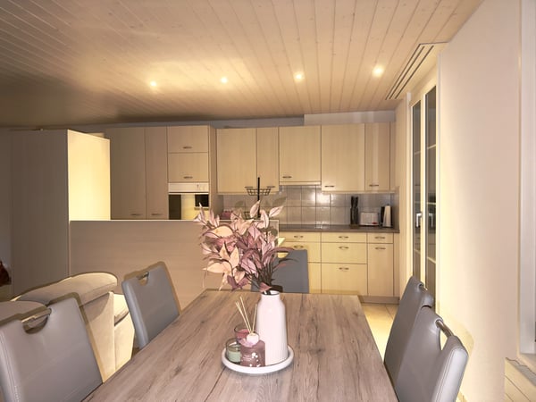 5.5-Zimmer-Wohnung mit Balkon,schöner Aussicht und Parkplatz 3