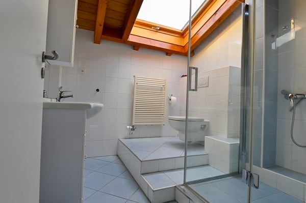 Affittasi lato casa con grande giardino e terrazza privati. 5
