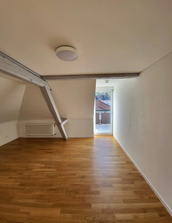 Schöne, helle 3.5 Zimmer Wohnung 5