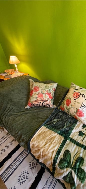 Zimmer in gelber Villa 4