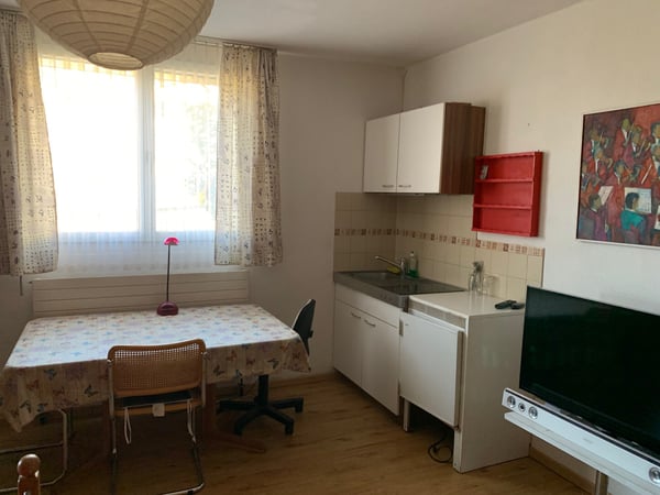Studio ammobiliato, Studio möbliert 2