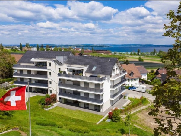 Hochwertige Traumwohnung mit tollem Grundriss & Seesicht 3