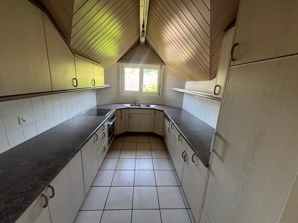 4.5 Zimmer Wohnung zu Vermieten 3