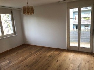 Grosse, helle 4,5 Zimmerwohnung in Diessenhofen zu vermieten 2
