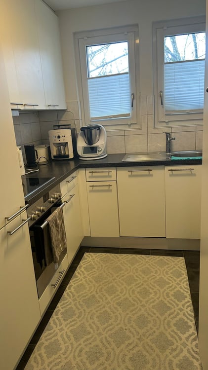 Charmante 4-Zimmer-Wohnung im Grünen  zentral, familiär 5