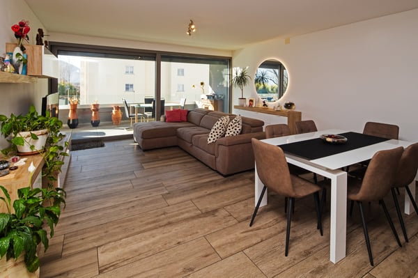 Elegante 3.5 locali con ampia terrazza, vicino al centro 2