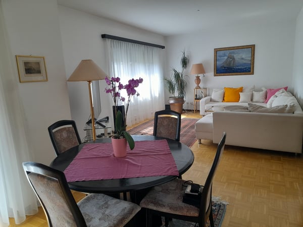 3.5 locali, balcone, tranquilla (vicino al Trenino/Migros) 4