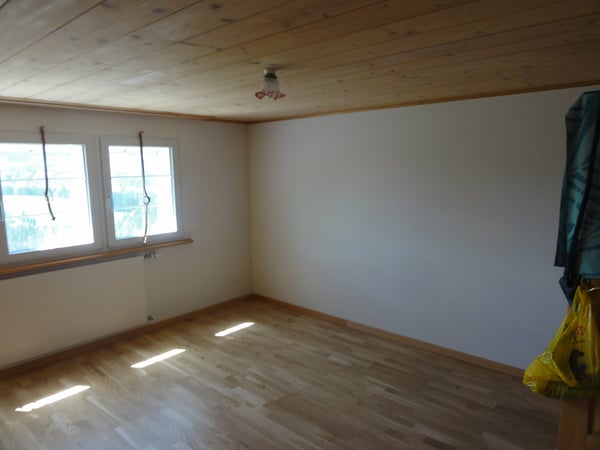 Zu vermieten 5 1/2 Zimmer Haus an sonniger Lage 13