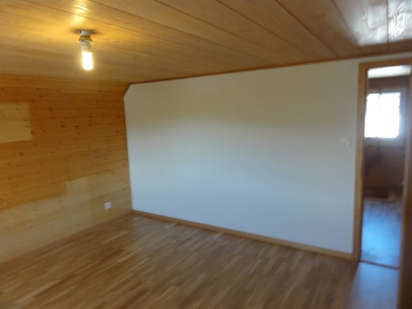 Zu vermieten 5 1/2 Zimmer Haus an sonniger Lage 9