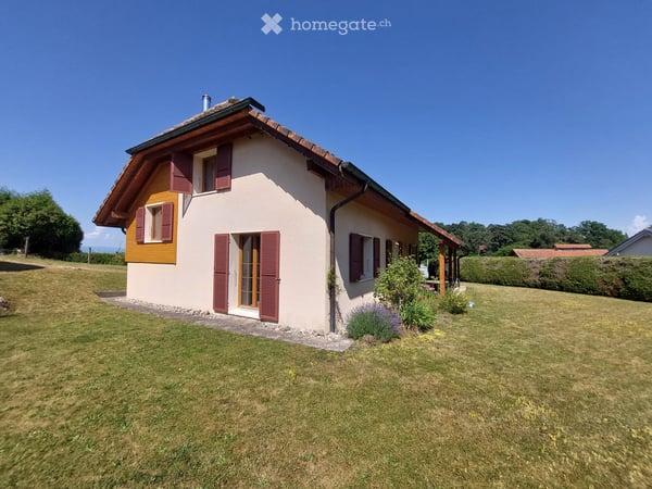 Frisch renoviertes 5½-Zimmer-Einfamilienhaus in Vesin 2