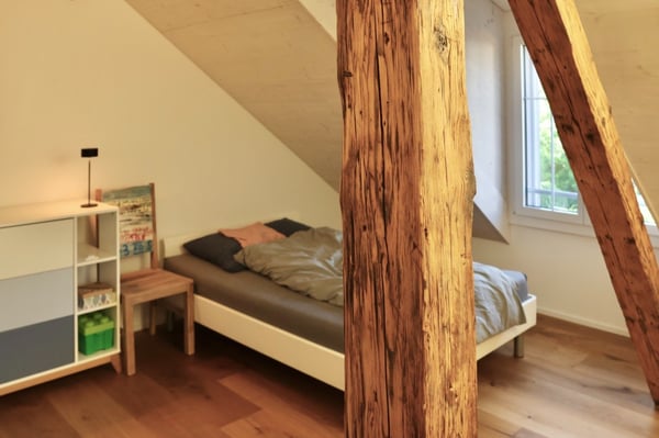 Befristet, möbliert: Grosszügige 5.5-Zimmer-Maisonette 9