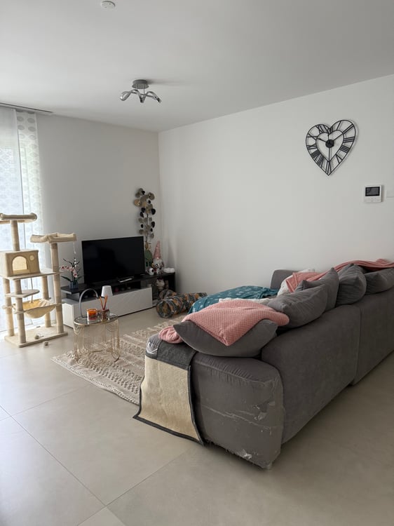 Bilocale in zona residenziale con piscina 2