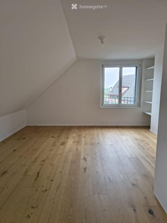 Rent a 5 ½ rooms apartment in Mühlau 2