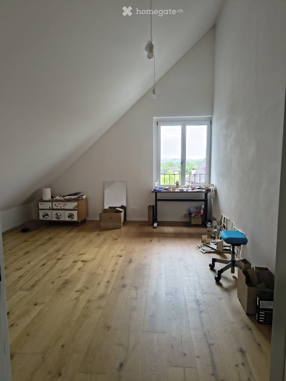 Rent a 5 ½ rooms apartment in Mühlau 5