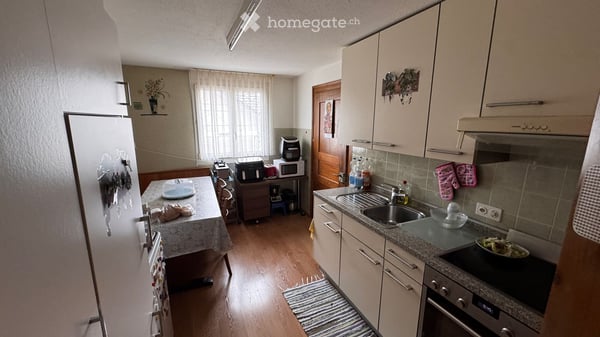 Grosse 5.5 Zimmer Wohnung in Triengen viel Platz! 3