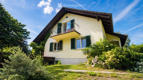 Charmantes 4-Zimmer-Einfamilienhaus mit Garten zu vermieten 2