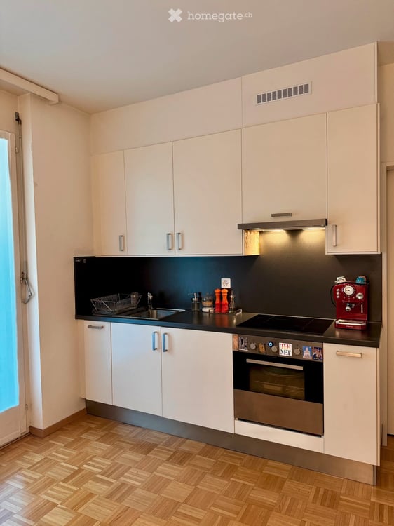 Affittasi appartamento bilocale con balcone a Lugano 5