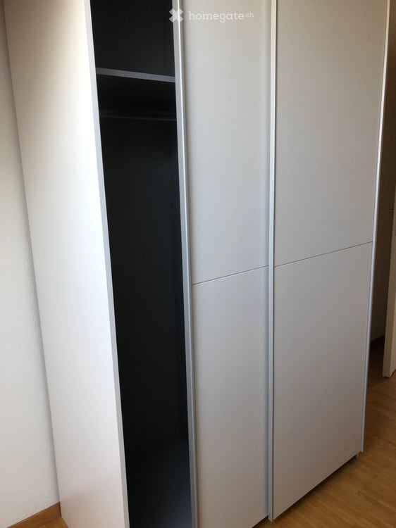 Zimmer zu vermieten per 01.08.26 4