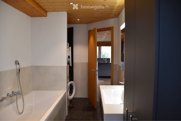 3.5-Zimmer-Wohnung mit traumhaftem See- und Bergblick 4
