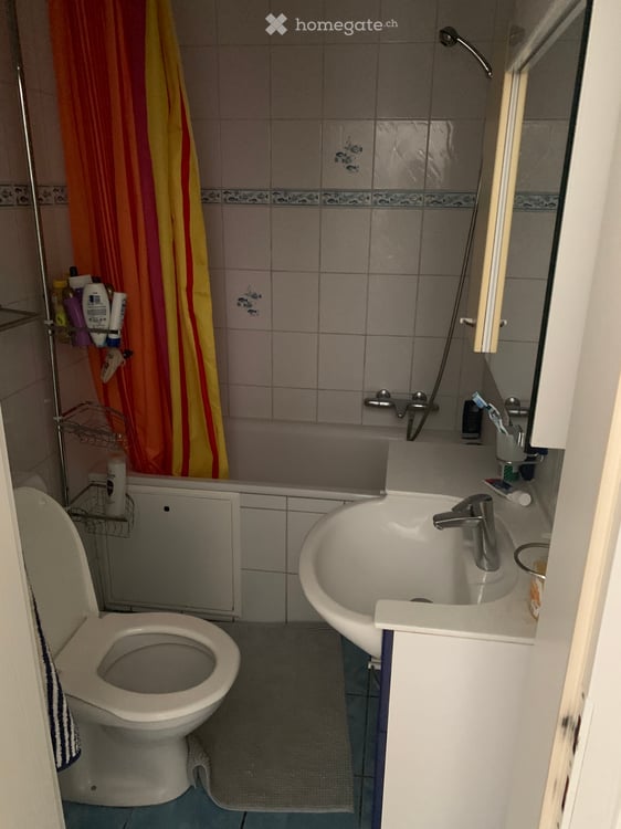 Zu vermieten ab 1 Juli WG Zimmer 9
