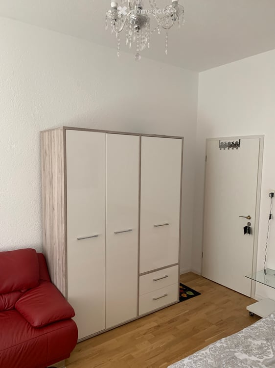 Zu vermieten ab 1 Juli WG Zimmer 4