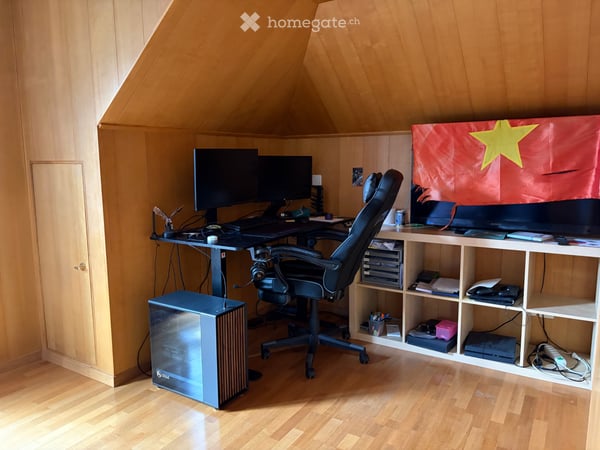 1.5 Zimmer Dachwohnung nähe Spitäler und Zentrum 4