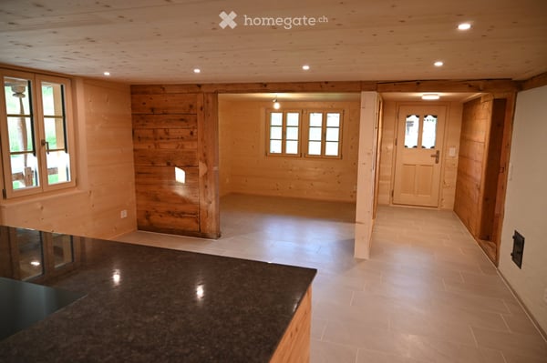 Exklusive neue 4-Zimmer-Altholzwohnung in Bauernhaus 2
