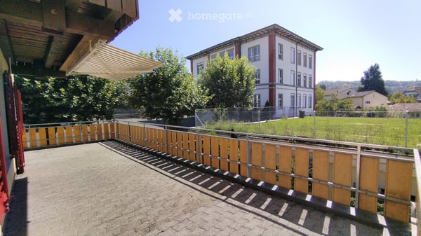 Sonnige 4.5 Zimmer-Wohnung mit grosser Terrasse 9
