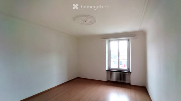 Sonnige 4.5 Zimmer-Wohnung mit grosser Terrasse 12