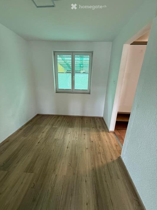 Haus Beringen sehr grossem Garten ab Oktober zu vermieten 5