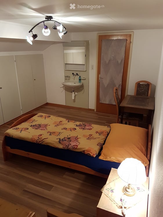 Zimmer möbliert mit Küchenbenützung / Etagendusche/WC 3
