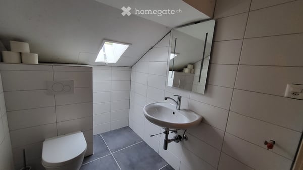 Zimmer möbliert mit Küchenbenützung / Etagendusche/WC 5